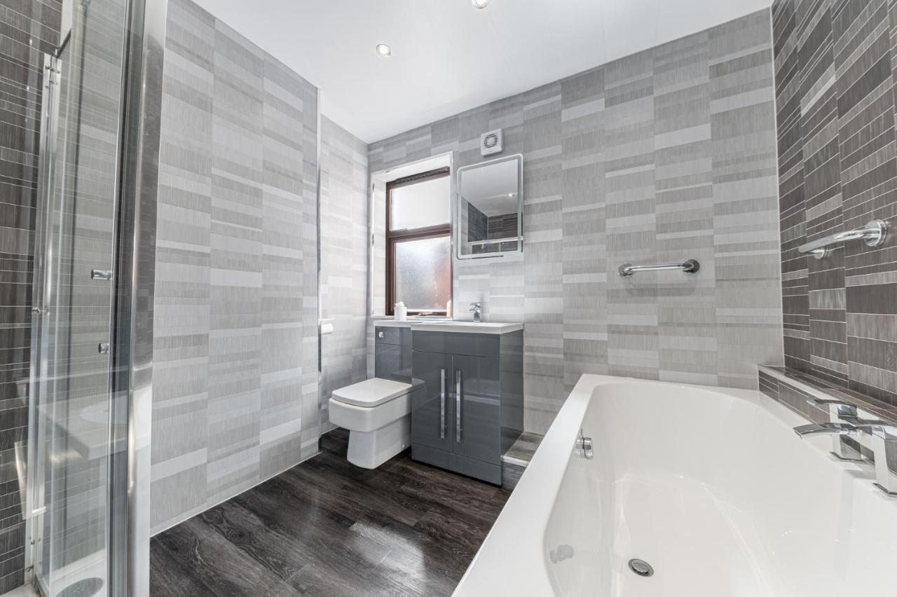 Apartament Stylish Luxury Large 4Br Kingbed Barrow-in-Furness Zewnętrze zdjęcie